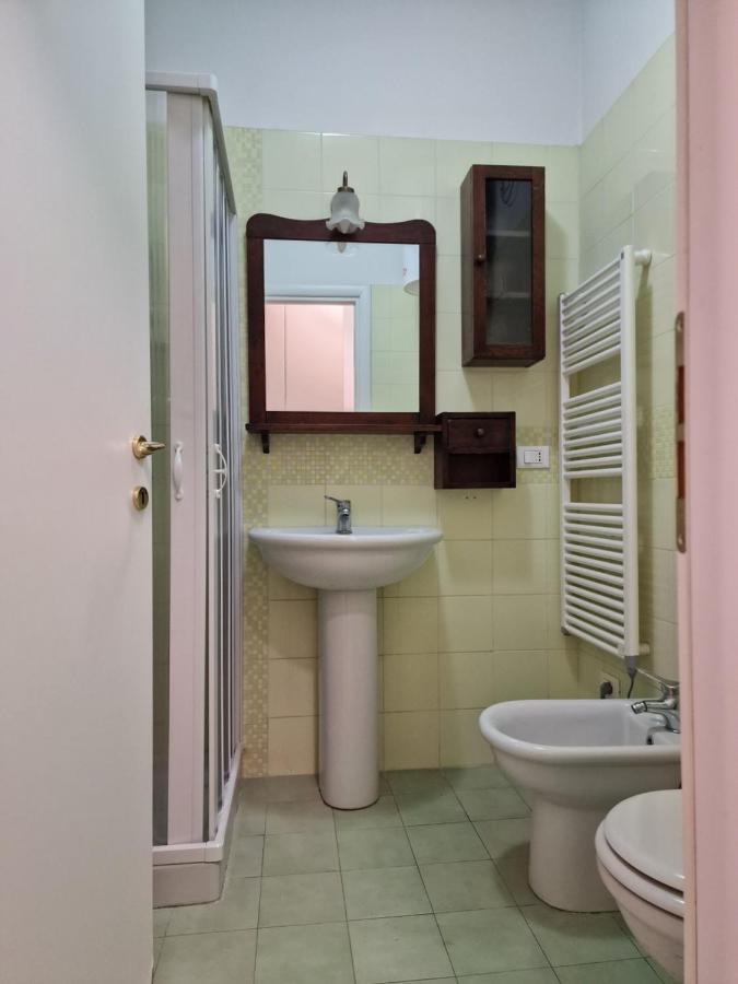 Casa Mon Amour Ливорно Экстерьер фото